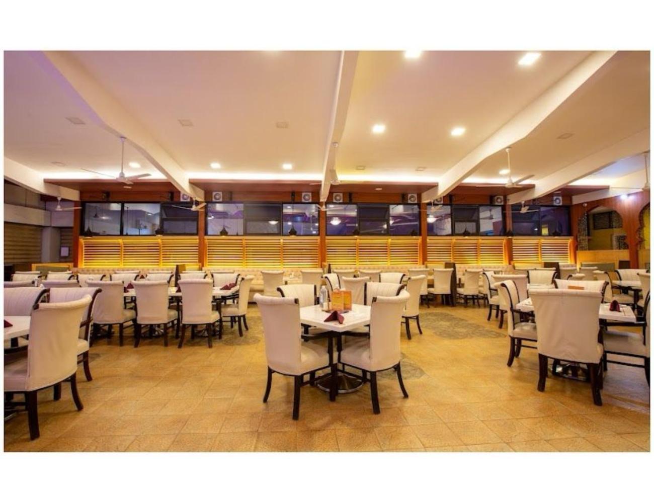 The Grand Krishna Luxury Hotel, Chikmagalur Chikmagalūr Exterior foto