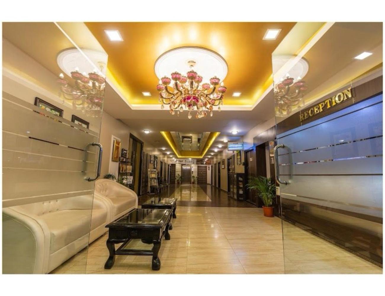 The Grand Krishna Luxury Hotel, Chikmagalur Chikmagalūr Exterior foto