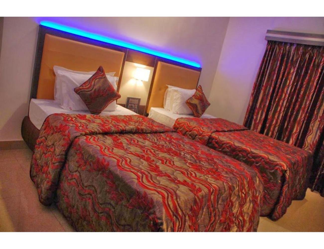 The Grand Krishna Luxury Hotel, Chikmagalur Chikmagalūr Exterior foto